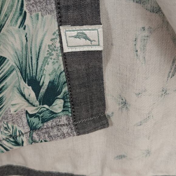Tommy Bahama Silk Hawaiian Shirt Mens Size Large Floral Palm Leaves Beach Aloha - Picture 4 of 7